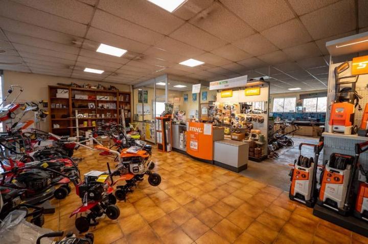 Chez Bertoli Motoculture, vous bénéficiez d’un accueil courtois de notre équipe et d’un service d’entretien de matériel de motoculture de grande qualité.